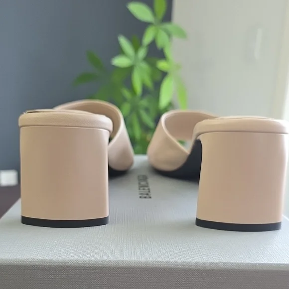 Balenciaga Women's Beige Mules - Picture 5 of 12